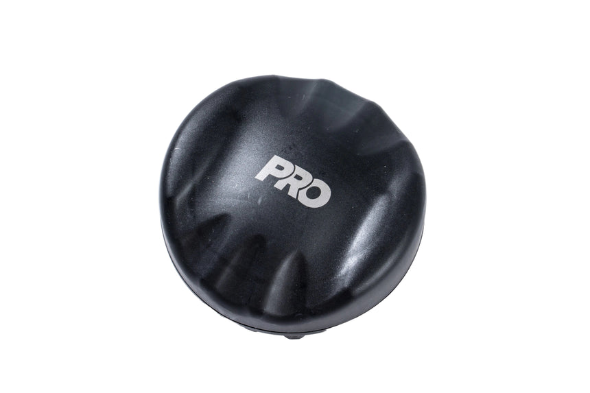 Black cap with 'PRO' branding on a white background